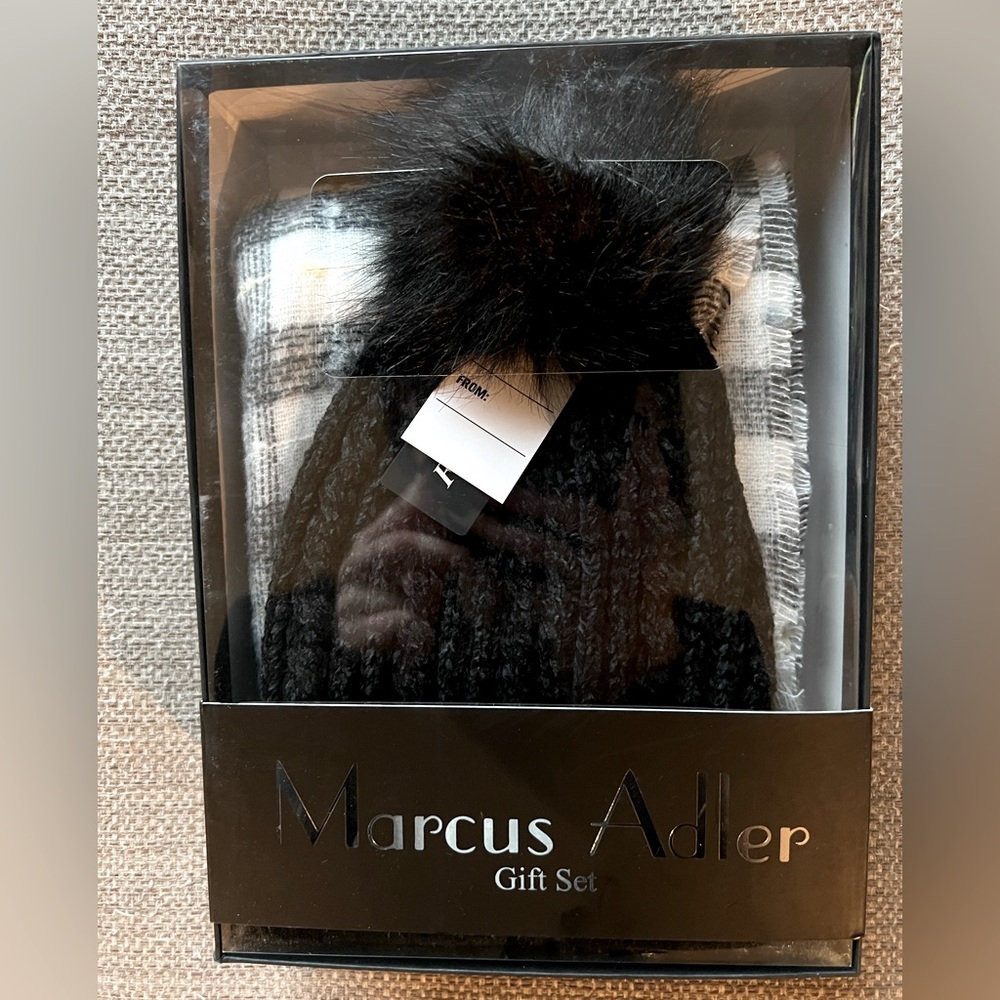Hat & Scarf Gift Set